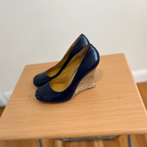 Nine West Blue Cork Wedges Heels Size 9.5 Round Toe Patent Leather - Picture 4 of 5